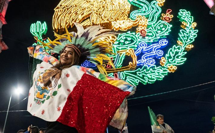 https://elpais.com/mexico/2025-09-16/el-zocalo-grita-con-voz-de-mujer-esta-presidenta-si-me-representa.html