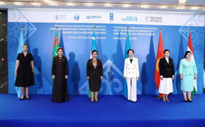 https://novastan.org/en/politics/women-central-asian-politics-representation-power/