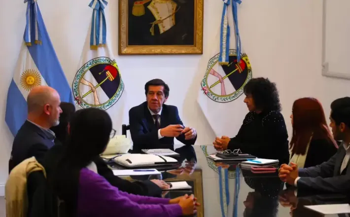 https://www.somosjujuy.com.ar/jujuy/jujuy-onu-mujeres-articulan-politicas-prevencion-atencion-violencia-genero-n122258