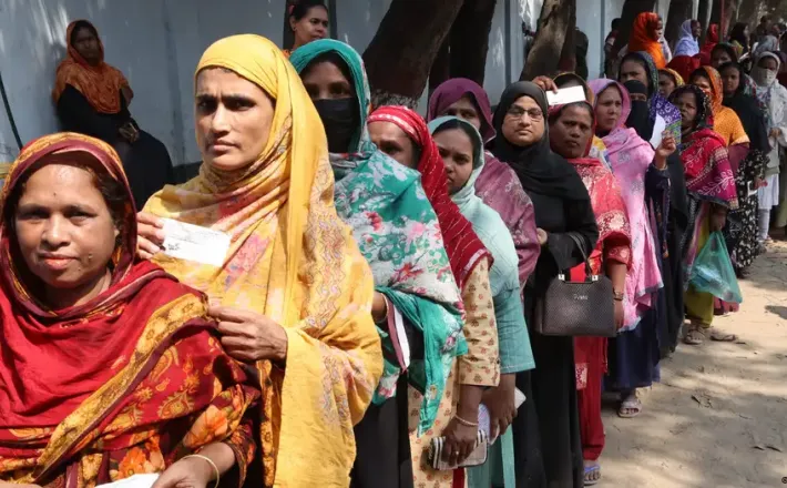 https://www.dw.com/en/bangladesh-sees-historic-low-of-women-in-parliament/a-76136645