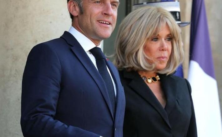 https://www.sudouest.fr/politique/emmanuel-macron/brigitte-macron-va-apporter-des-elements-scientifiques-prouvant-qu-elle-est-une-femme-a-la-justice-americaine-25992934.php