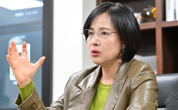 https://www.koreatimes.co.kr/southkorea/politics/20260512/just-2-women-in-25-district-chief-races-exposes-seouls-political-glass-ceiling