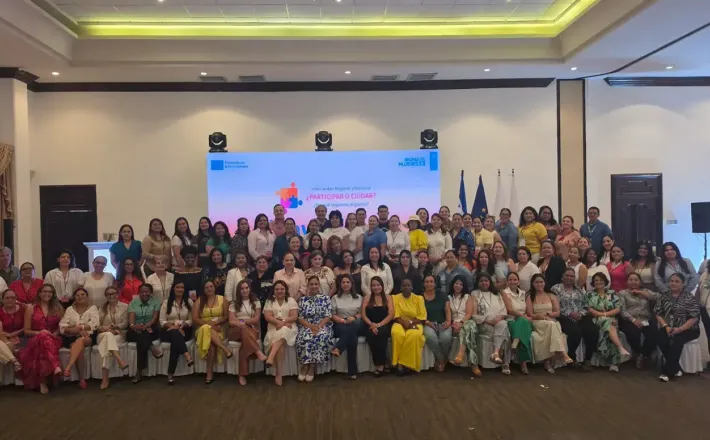 https://lac.unwomen.org/es/stories/noticia/2026/05/participacion-politica-de-las-mujeres-en-honduras-avanza-con-dialogo-sobre-barreras-estructurales
