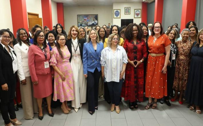 https://presidencia.gob.do/noticias/lanzan-coalicion-regional-por-financiamiento-electoral-de-mujeres