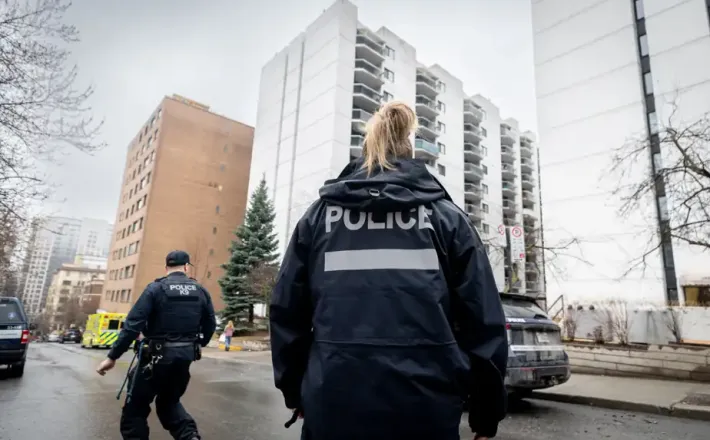 https://www.lapresse.ca/elections-quebecoises/chroniques/2026-09-19/ne-pas-s-habituer-aux-feminicides.php