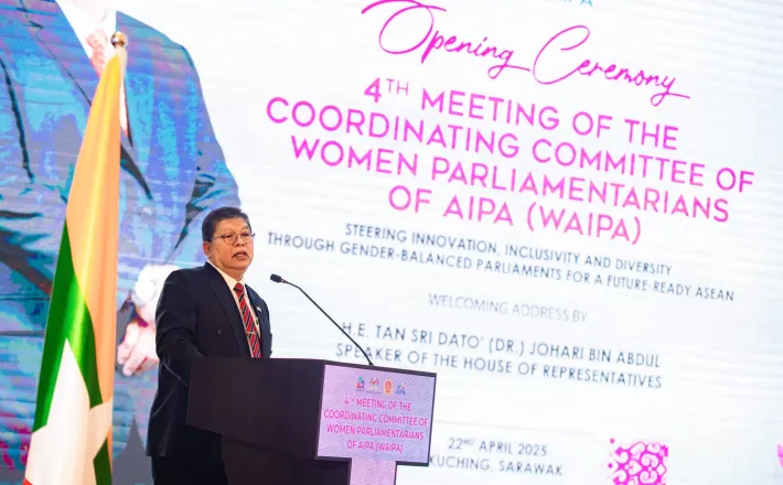 https://www.sarawaktribune.com/stronger-laws-needed-to-protect-women-in-politics/