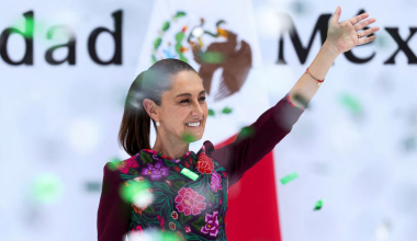 https://edition.cnn.com/2025/10/05/americas/claudia-sheinbaum-popularity-analysis-intl-latam
