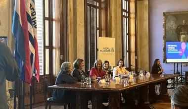 https://www.debate.com.uy/actualidad/Sin-mujeres-no-hay-futuro-Uruguay-encara-la-batalla-por-la-paridad-politica-20251007-0115.html
