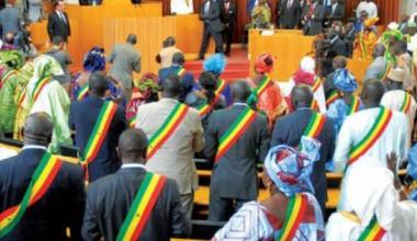 https://www.pressafrik.com/Representation-politique-les-moins-de-35-ans-quasi-absents-des-instances-locales-et-nationales_a309750.amp.html
