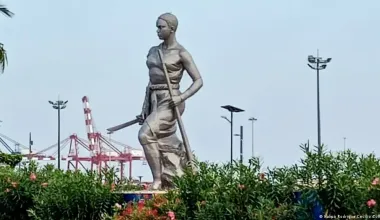https://www.dw.com/fr/elvire-toup%C3%A9-aide-de-camp-du-pr%C3%A9sident-wadagni-au-b%C3%A9nin-rappelle-les-amazones/a-77995644