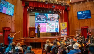 https://www.opinion.com.bo/articulo/innovacion-educativa/reto-es-solo-que-mas-mujeres-estudien-ciencia-que-puedan-permanecer-liderar/20260727095309993918.html