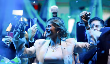 https://elpais.com/america-futura/2026-05-05/costa-rica-logra-un-ascenso-inedito-de-mujeres-en-el-poder-politico-a-pesar-del-auge-conservador.html