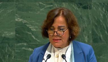 UN News رئيسة اللجنة المعنية بالقضاء على التمييز ضد المرأة، نهلة حيدر أثناء كلمتها في الاجتماع رفيع المستوى بمناسبة الذكرة الثلاثين للمؤتمر العالمي الرابع المعني بالمرأة ضمن فعاليات الأسبوع رفيع المستوى للجمعية العامة في دورتها الثمانين.