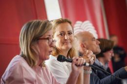 https://www.midilibre.fr/2025/10/04/municipales-2026-est-il-simple-detre-une-femme-politique-de-premier-plan-a-nimes-12962941.php