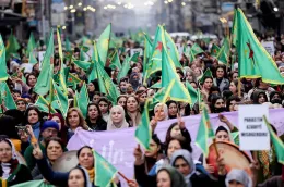 https://www.atalayar.com/fr/articulo/reportages/nouveau-depart-place-des-femmes-dans-syrie-post-assad/20260808085212228265.html