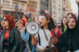 https://www.taurillon.org/pour-les-femmes-la-democratie-n-a-pas-encore-atteint-toute-l-europe?lang=fr