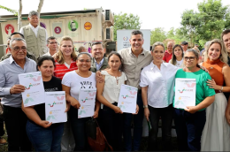 https://www.lanacion.com.py/politica/2025/04/18/politica-de-titulacion-a-favor-de-las-mujeres-rurales-permite-empoderar-a-las-jefas-de-hogar/