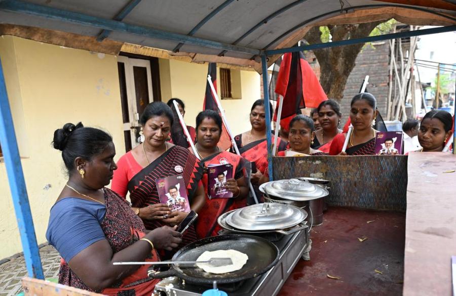 https://www.thehindu.com/news/national/tamil-nadu/tn-assembly-election-dmks-women-led-grassroots-push-blends-politics-with-ar-outreach/article70675497.ece