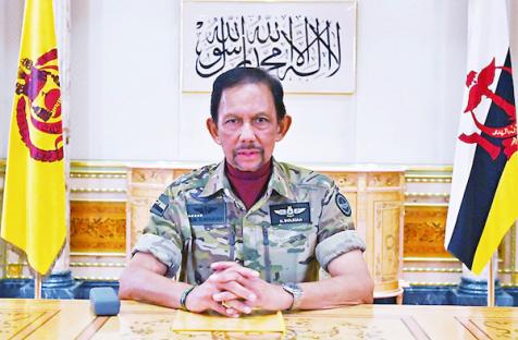 His Majesty Sultan Haji Hassanal Bolkiah Mu’izzaddin Waddaulah ibni Al-Marhum Sultan Haji Omar ‘Ali Saifuddien Sa’adul Khairi Waddien, Sultan and Yang Di-Pertuan of Brunei Darussalam announces the new Cabinet line-up. PHOTO: INFOFOTO via Borneo Bulletin/A