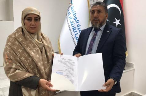الزائرة المقطوفة تفوز بمنصب عميد بلدية زلطن الليبية