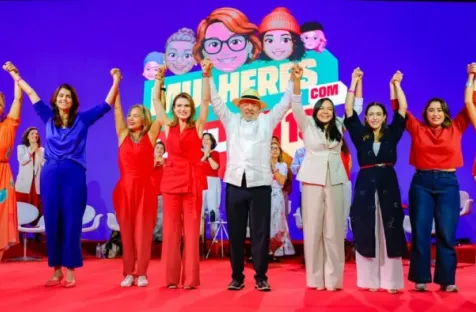 https://www.telesurtv.net/brasil-lula-impulsa-representacion-mujeres/