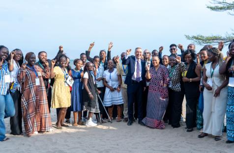 https://www.eeas.europa.eu/delegations/african-union-au/empowering-africas-youth-peace-and-security-eu-ambassador-au-joins-5th-continental-dialogue-burundi_en