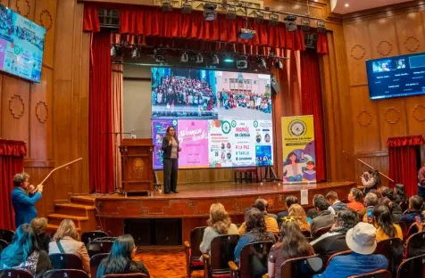 https://www.opinion.com.bo/articulo/innovacion-educativa/reto-es-solo-que-mas-mujeres-estudien-ciencia-que-puedan-permanecer-liderar/20260727095309993918.html