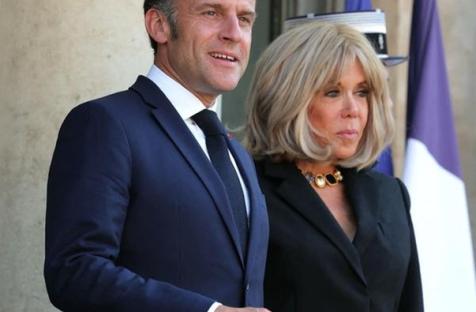https://www.sudouest.fr/politique/emmanuel-macron/brigitte-macron-va-apporter-des-elements-scientifiques-prouvant-qu-elle-est-une-femme-a-la-justice-americaine-25992934.php