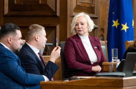 https://eng.lsm.lv/article/politics/saeima/05.03.2026-women-still-under-represented-in-european-politics-despite-improving-trend.a636920/