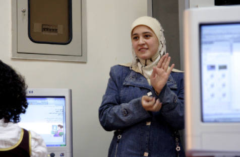SPECIAL COMPUTER TRAINING COURSE DESIGNED FOR DEAF PEOPLE IN DAMASCUS, SYRIA. PHOTO: UNDP IN SYRIA
