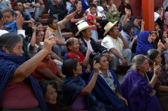 https://semmexico.mx/analizan-retos-y-estrategias-para-fortalecer-la-participacion-politica-de-las-mujeres-indigenas/