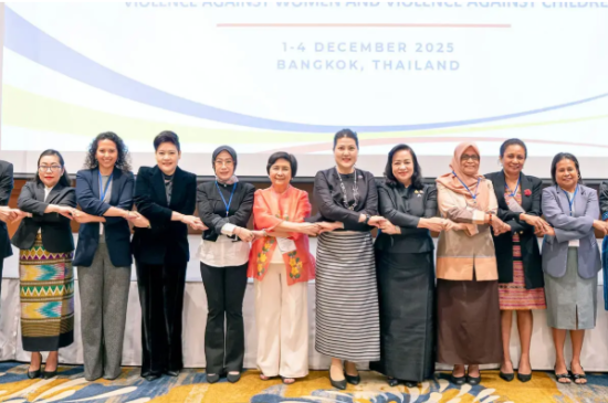 ASEAN representatives gather in Bangkok for the Regional Consultation on the Regional Plan of Action on the Elimination of Violence against Women, held 1–4 December 2025. Photo: UN Women/Pathumporn Thongking