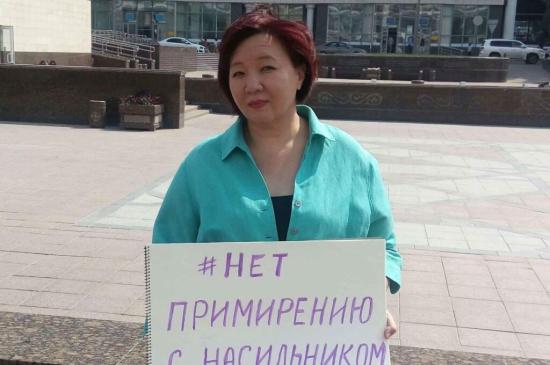 https://novastan.org/fr/non-classe/comment-les-femme-brisent-le-silence-sur-les-violences-domestiques-au-kazakhstan/