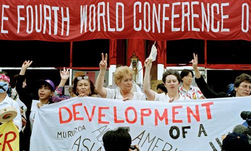 Participants at the Non-Governmental Organizations Forum meeting held in Huairou, China, as part of the United Nations Fourth World Conference on Women held in Beijing, China on 4-15 September 1995. Photo: UN Photo/Milton Grant 